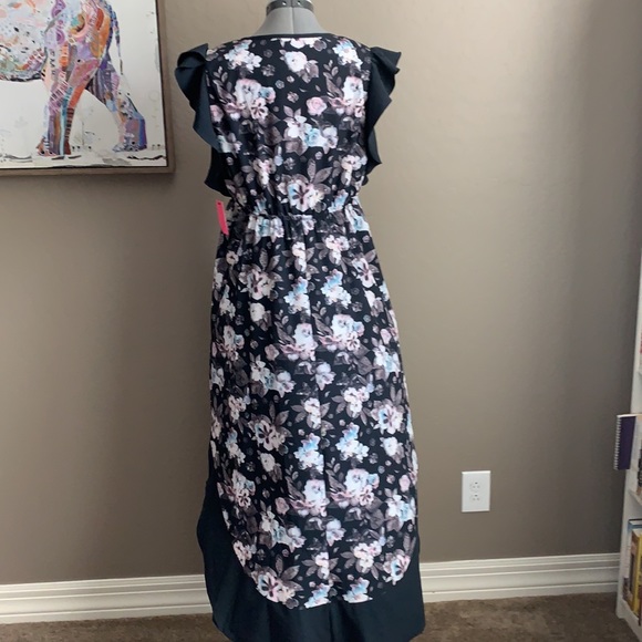 Betsey Johnson deep V floral dress size medium - Picture 3 of 4